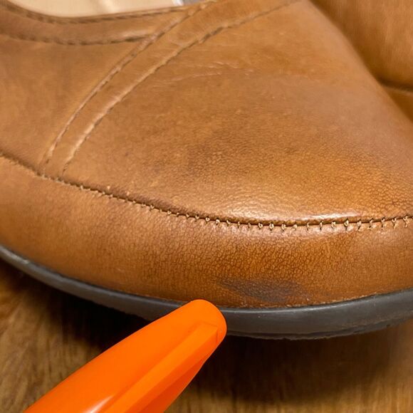 Nurture by Lamaze Shoes Womens 9.5 M Cognac Tan Leather Low Wedge Heel Scrunch - Picture 3 of 16